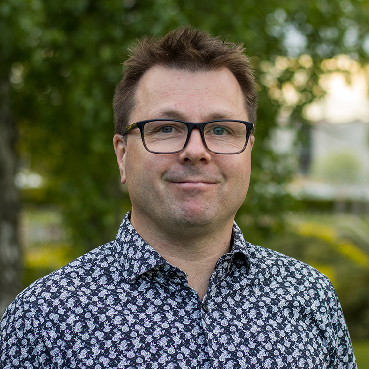 Andreas Persson är kommunalråd för Socialdemokraterna i Jönköping med ansvar för välfärdsfrågor.